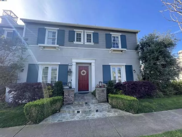 6 Bertero Sq, Alameda, CA 94501