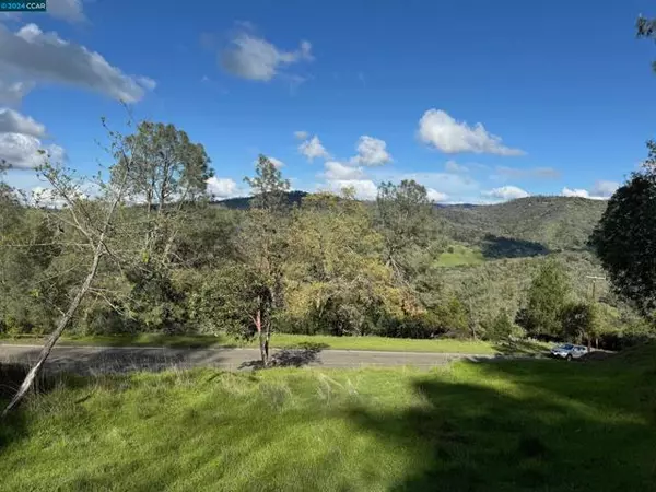 197 Country Club Lane, Napa, CA 94558