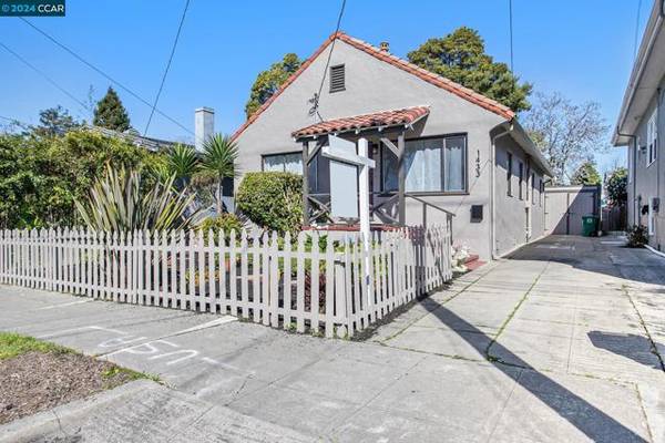 1433 Parker St, Berkeley, CA 94702