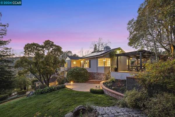 33 Southwood Drive, Orinda, CA 94563