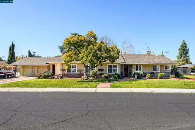 145 Raylow Ave, Manteca, CA 95336