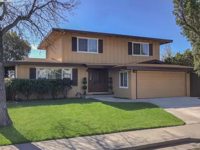 885 Bransford Ct, Fairfield, CA 94533