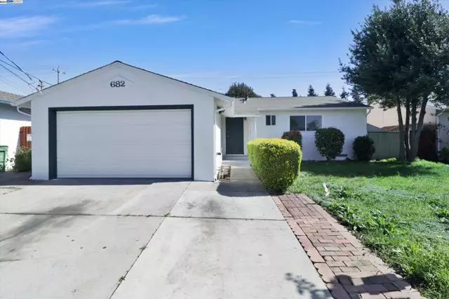 682 Bluefield Ln, Hayward, CA 94541