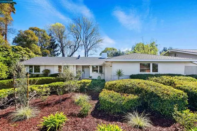 472 Fenway Dr, Walnut Creek, CA 94598