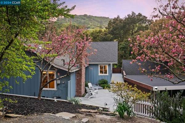 12 Orchard Rd, Orinda, CA 94563