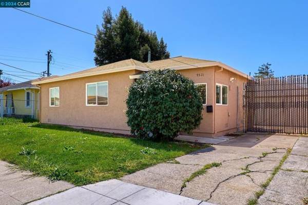 9321 Coral Rd, Oakland, CA 94603