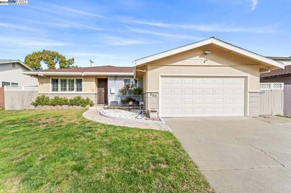 250 Begonia Blvd, Fairfield, CA 94533