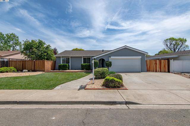 1316 Onyx Rd, Livermore, CA 94550