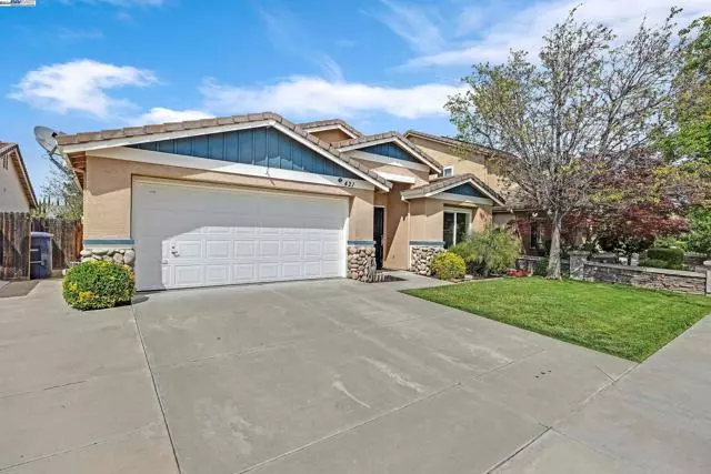 421 Glenbriar Cir, Tracy, CA 95377