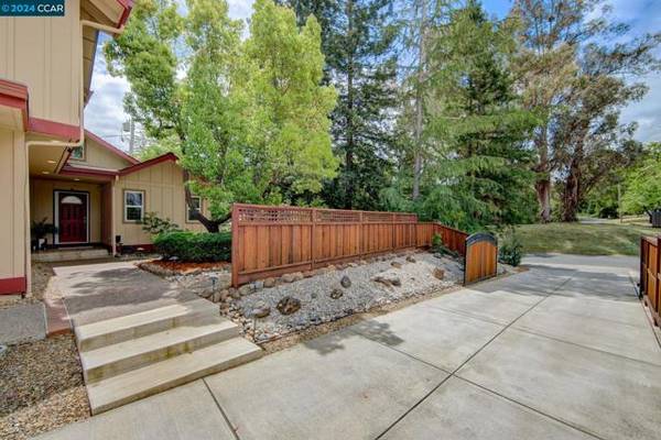 915 Grayson Lane, Pleasant Hill, CA 94523