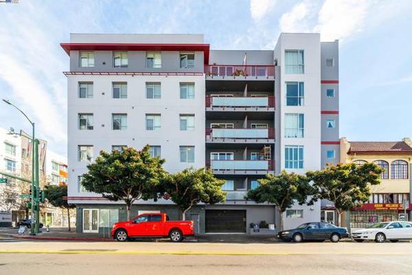 1020 Jackson St, Oakland, CA 94607