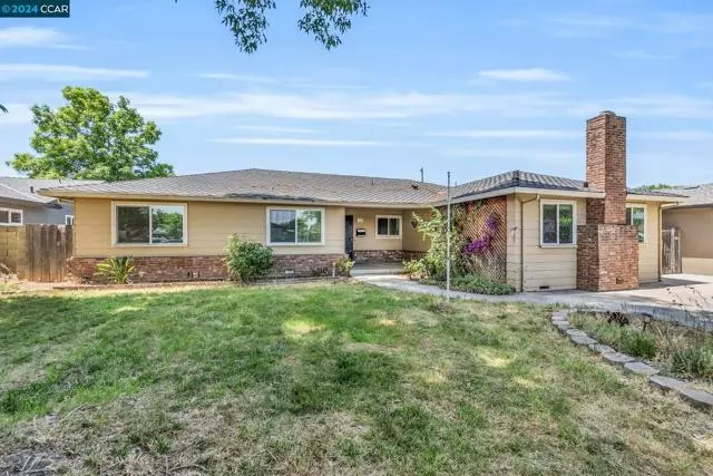 1925 La Villa Rose Ct, Modesto, CA 95350