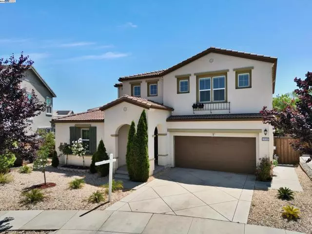 2630 Aurora Astorga Dr, Tracy, CA 95376