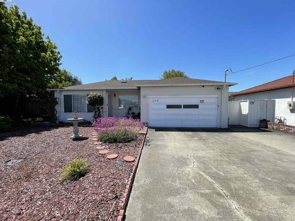 366 Aloha Dr, San Leandro, CA 94578