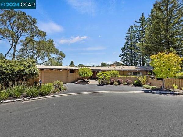 3 Duncan Court, Orinda, CA 94563