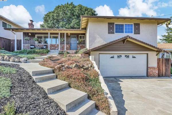 4642 Lockridge Way, Castro Valley, CA 94546