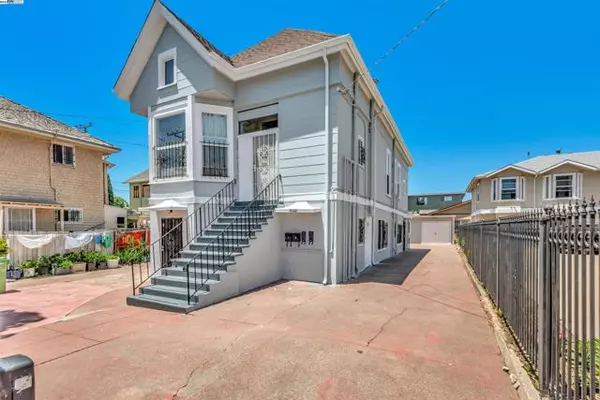 1715 9Th Ave,  Oakland,  CA 94606