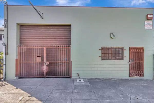 Oakland, CA 94621,954 86Th Ave