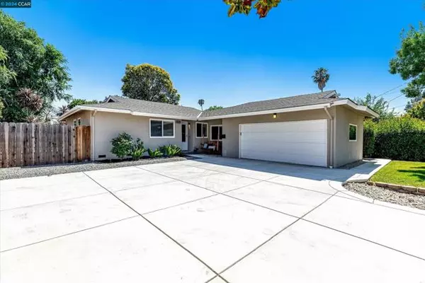 3490 Thunderbird Dr, Concord, CA 94520