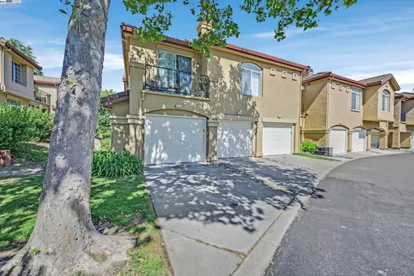 7637 Tuscany Dr, Dublin, CA 94568