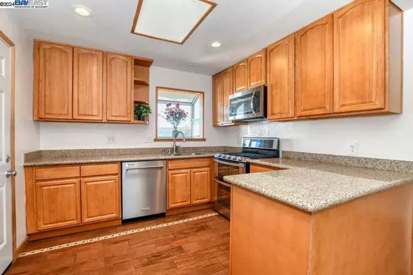 Fremont, CA 94538,39626 Catamaran Ct