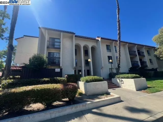 39997 Cedar Blvd, Newark, CA 94560