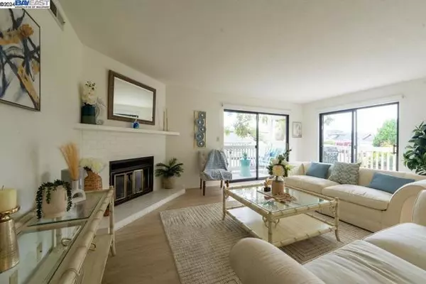 402 Laurel, Half Moon Bay, CA 94019