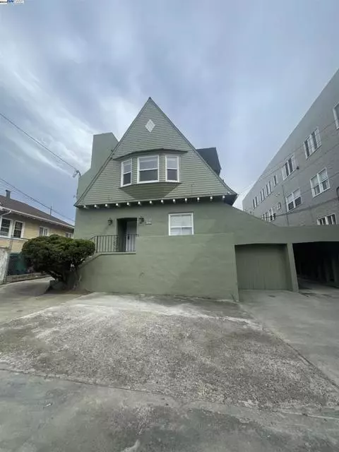 Oakland, CA 94606,1838 5Th Ave