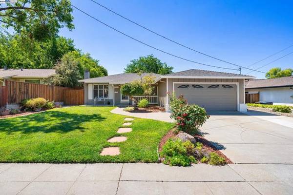 1121 Miranda Way, Livermore, CA 94550