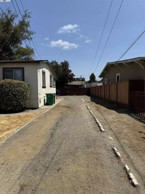 Hayward, CA 94566,22244 Peralta