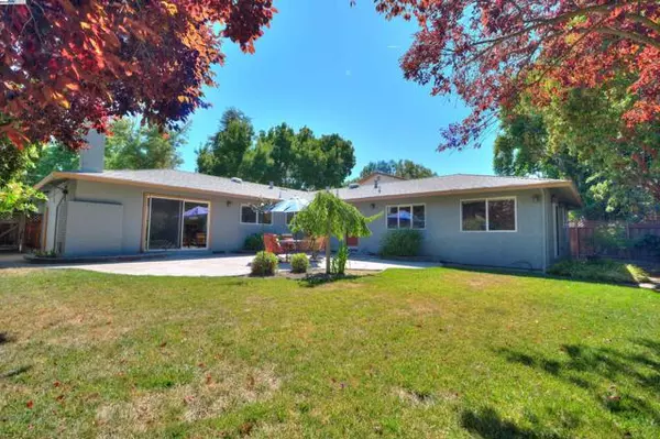 Pleasanton, CA 94566,4837 Black Ave