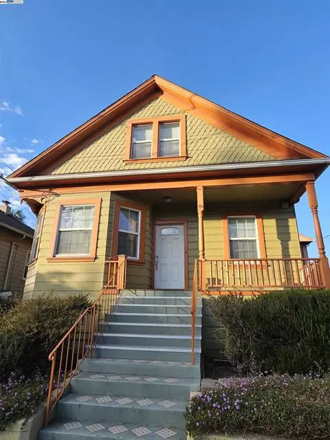 3228 Dakota Street, Oakland, CA 94602