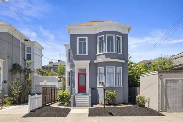 737 Henry St, Oakland, CA 94607