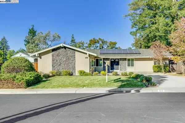 687 Francis Dr,  Lafayette,  CA 94549