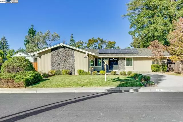 Lafayette, CA 94549,687 Francis Dr