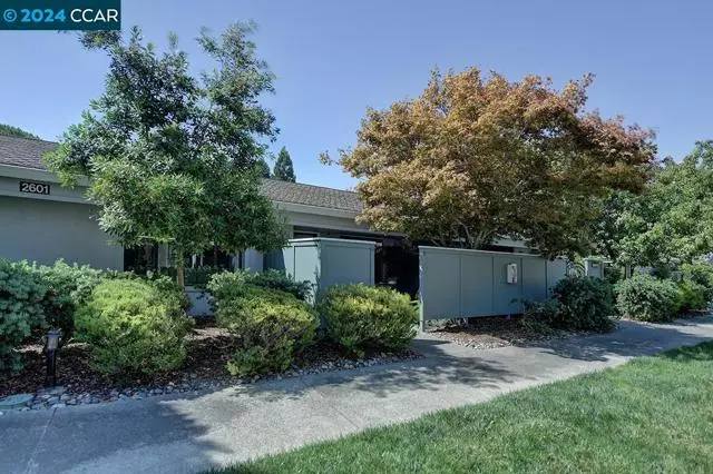 2601 Golden Rain Rd, Walnut Creek, CA 94595