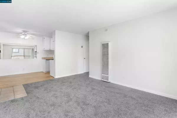 El Sobrante, CA 94803,5317 Ridgeview Cir