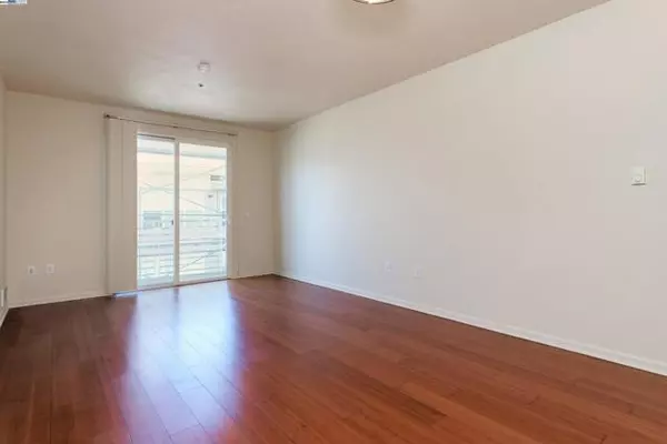 San Francisco, CA 94134,301 Crescent Court