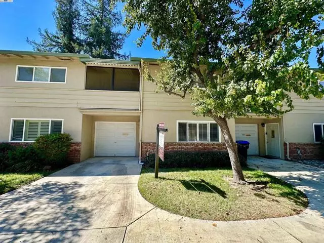 4273 Pleasanton Ave, Pleasanton, CA 94566