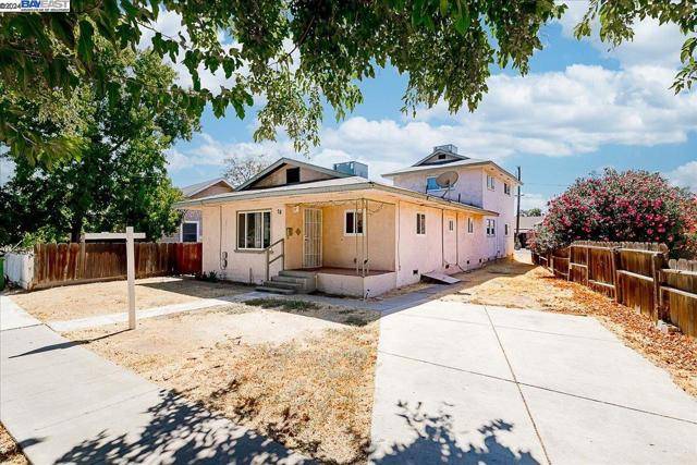 28 East 3Rd St,  Tracy,  CA 95376