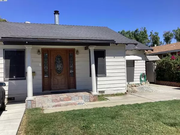 Patterson, CA 95363,315 M St