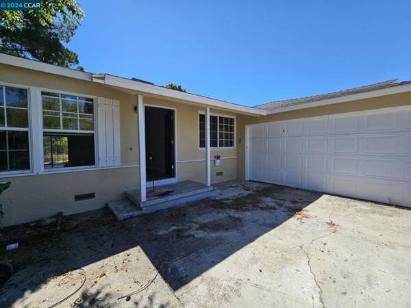 2412 Alamo St, Pinole, CA 94564