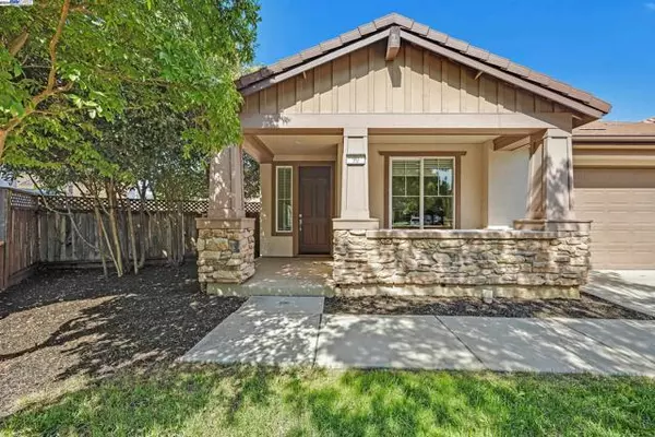 Oakley, CA 94561,90 Bergamot Ct