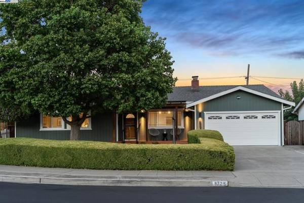 8725 Deervale Rd, Dublin, CA 94568