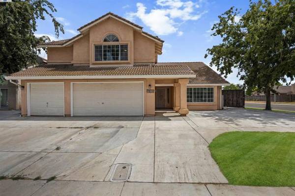 1622 Via Colabria, Gustine, CA 95322