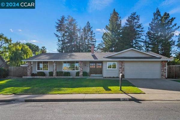 262 Mountaire Cir, Clayton, CA 94517