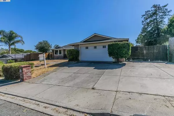 Pittsburg, CA 94565,4297 Goldenhill Dr