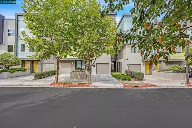 1385 Pullman Way, Oakland, CA 94607