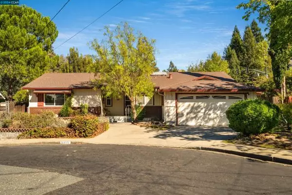Martinez, CA 94553,5755 Likins Ct