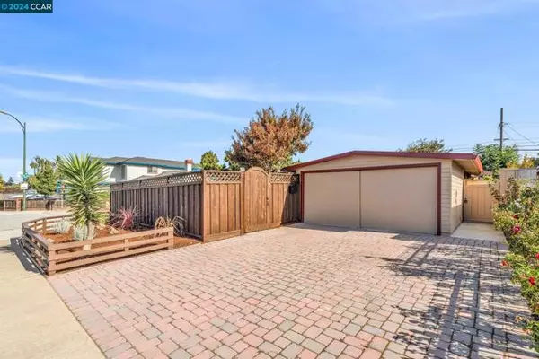 1601 South Norfolk St, San Mateo, CA 94401